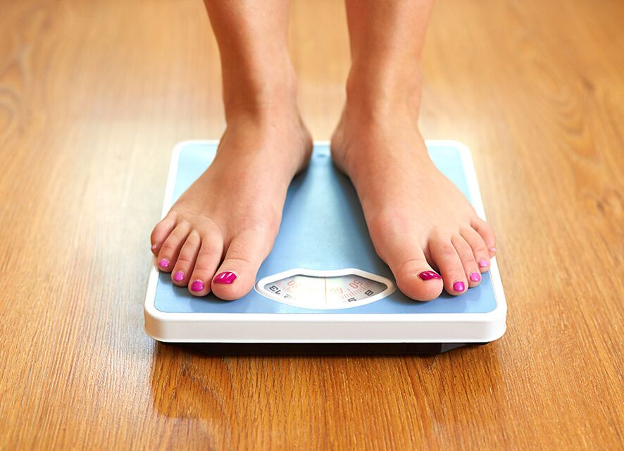 The number on the scale will make you happy if you follow the rules of a healthy diet. 